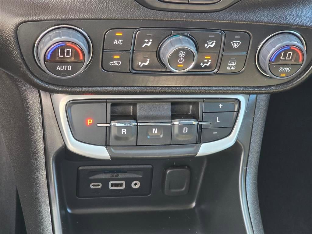 Used 2023 GMC Terrain SLT FWD image 18