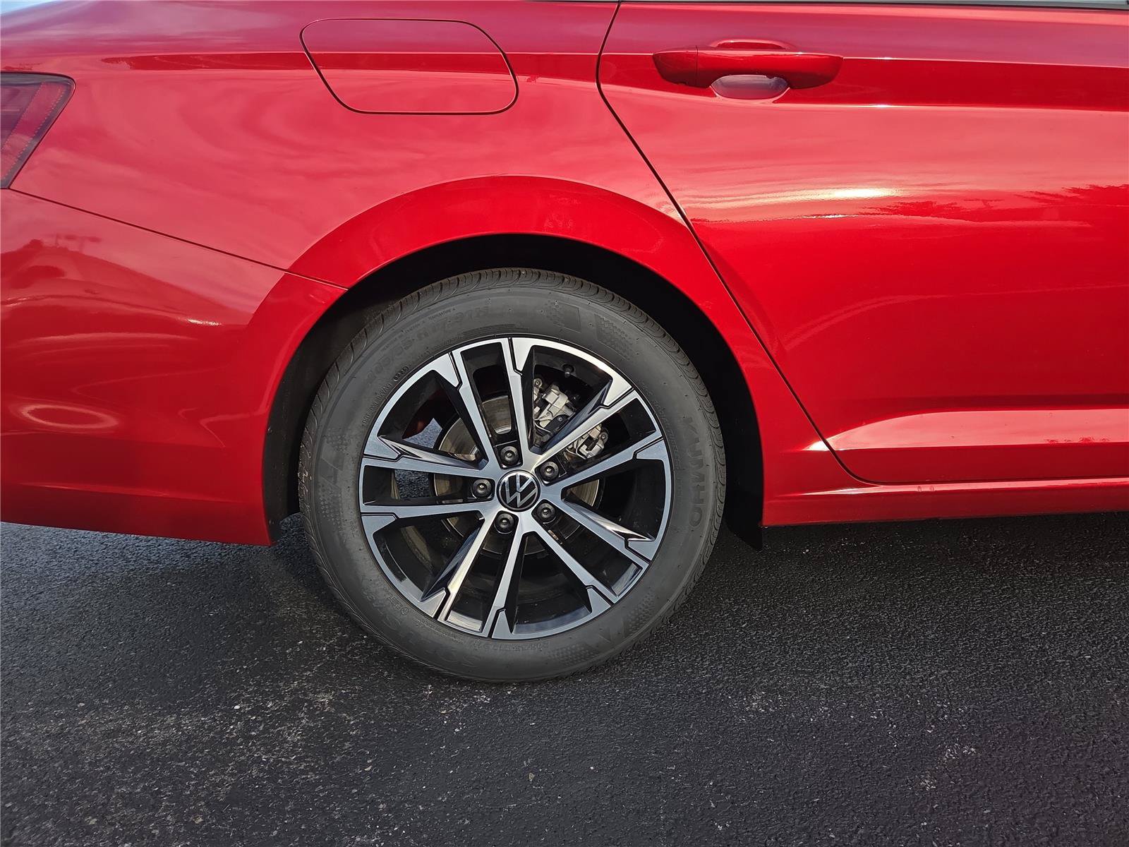 New 2026 Volkswagen Jetta Sport FWD image 10