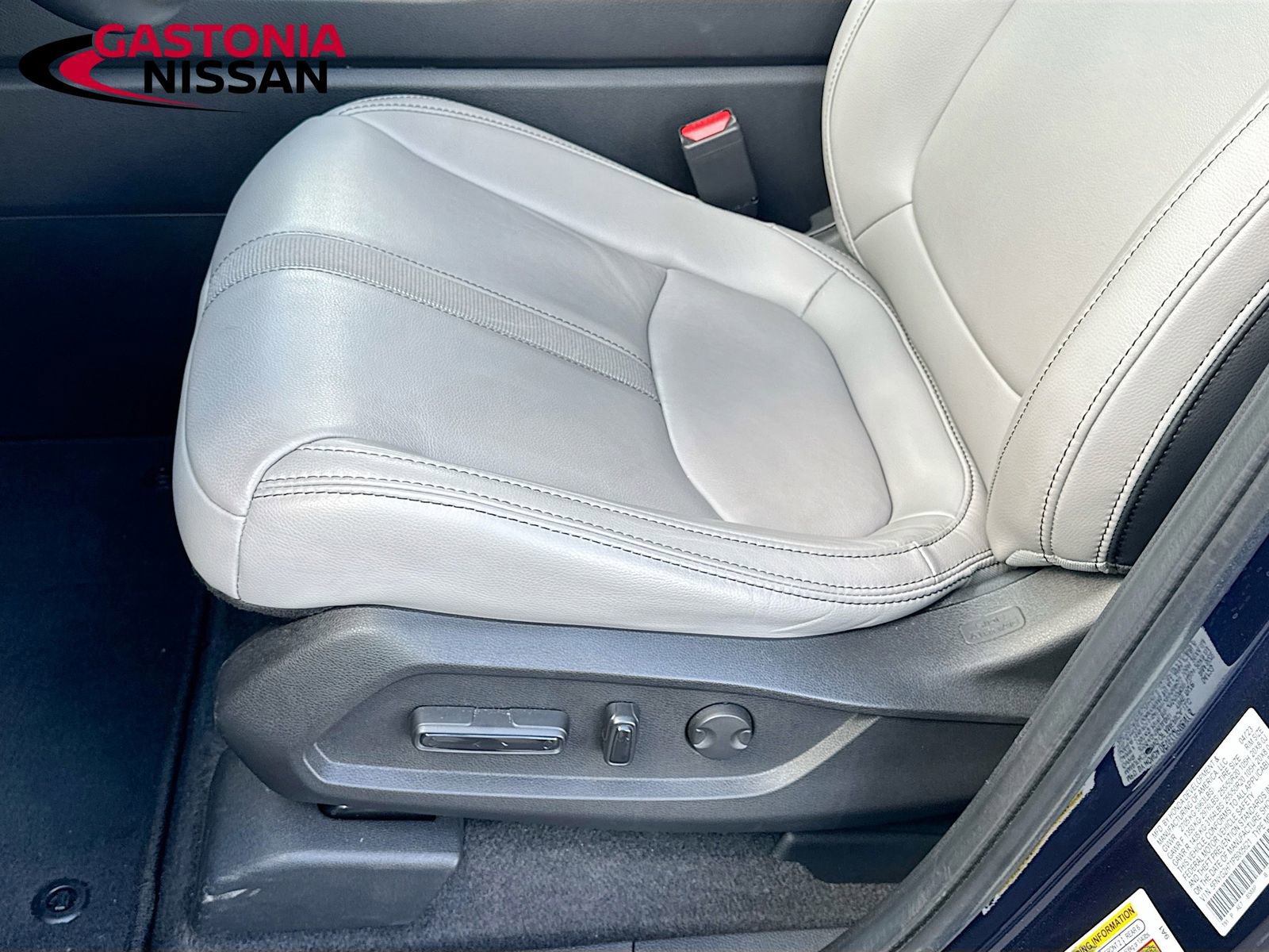 Used 2023 Honda Pilot Touring image 23