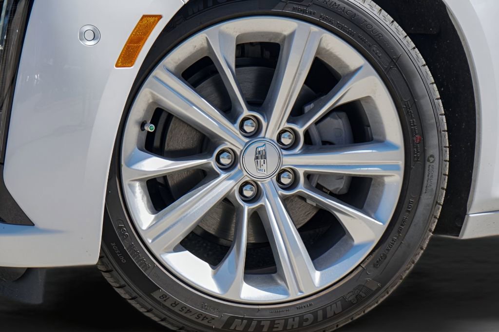 New 2026 Cadillac CT5 Premium Luxury image 2