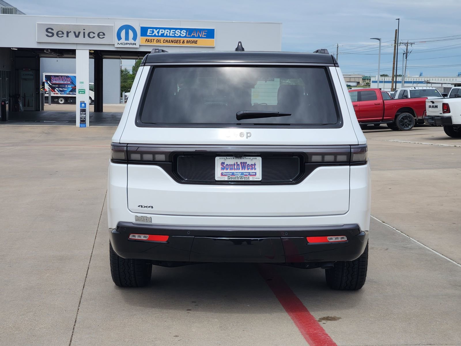 New 2026 Jeep Grand Wagoneer 4WD image 8