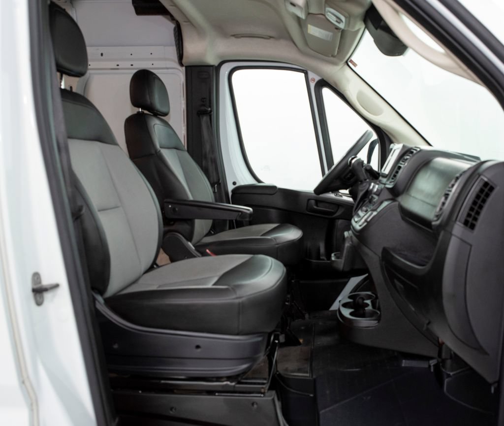 Used 2025 RAM ProMaster 2500 w/ Convenience Group FWD image 16