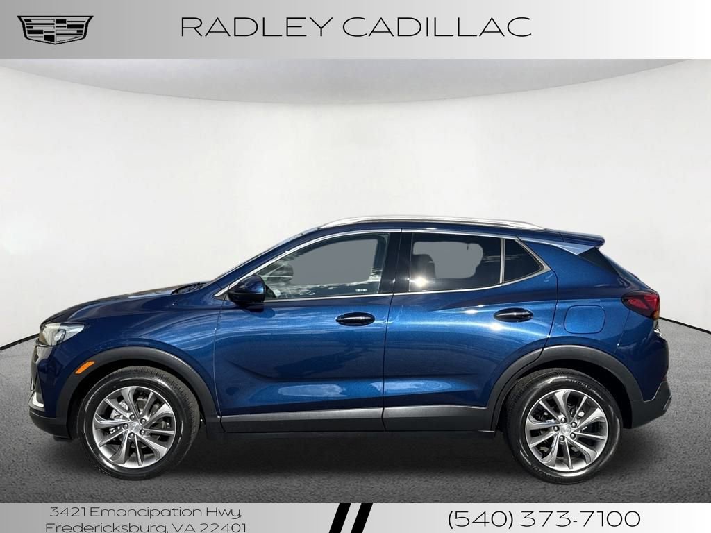 Used 2022 Buick Encore GX Essence w/ Advanced Technology Package image 2