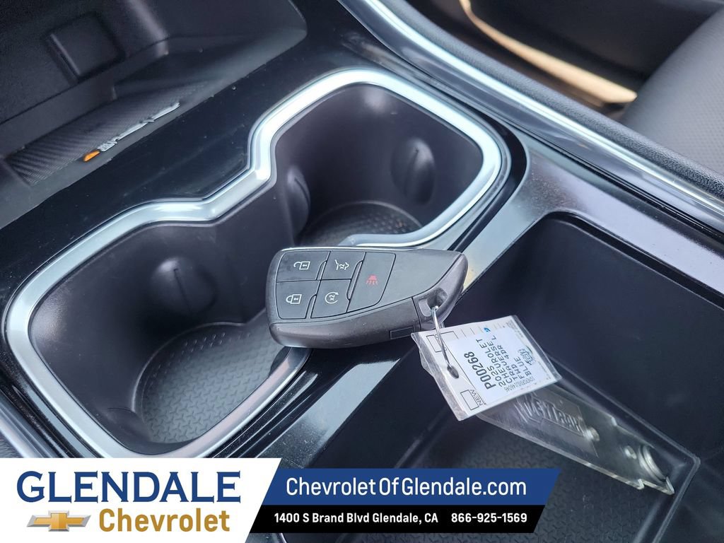 Certified 2025 Chevrolet Traverse LT FWD image 36