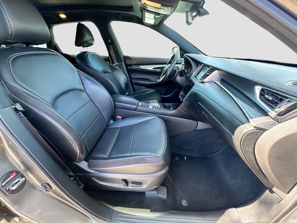 Used 2023 INFINITI QX50 Sport FWD image 31