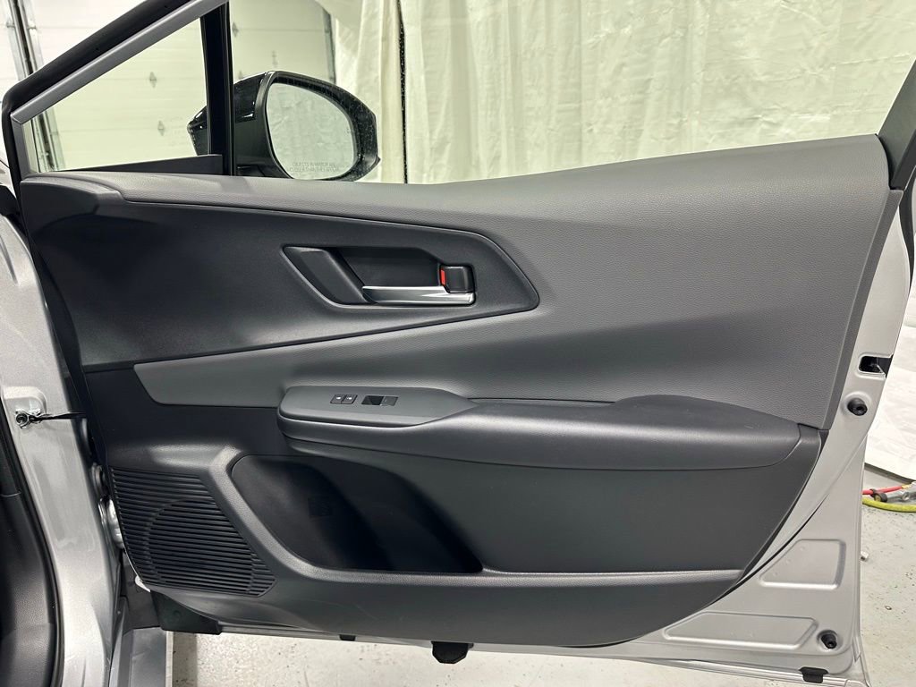 Used 2025 Toyota Prius XLE image 56