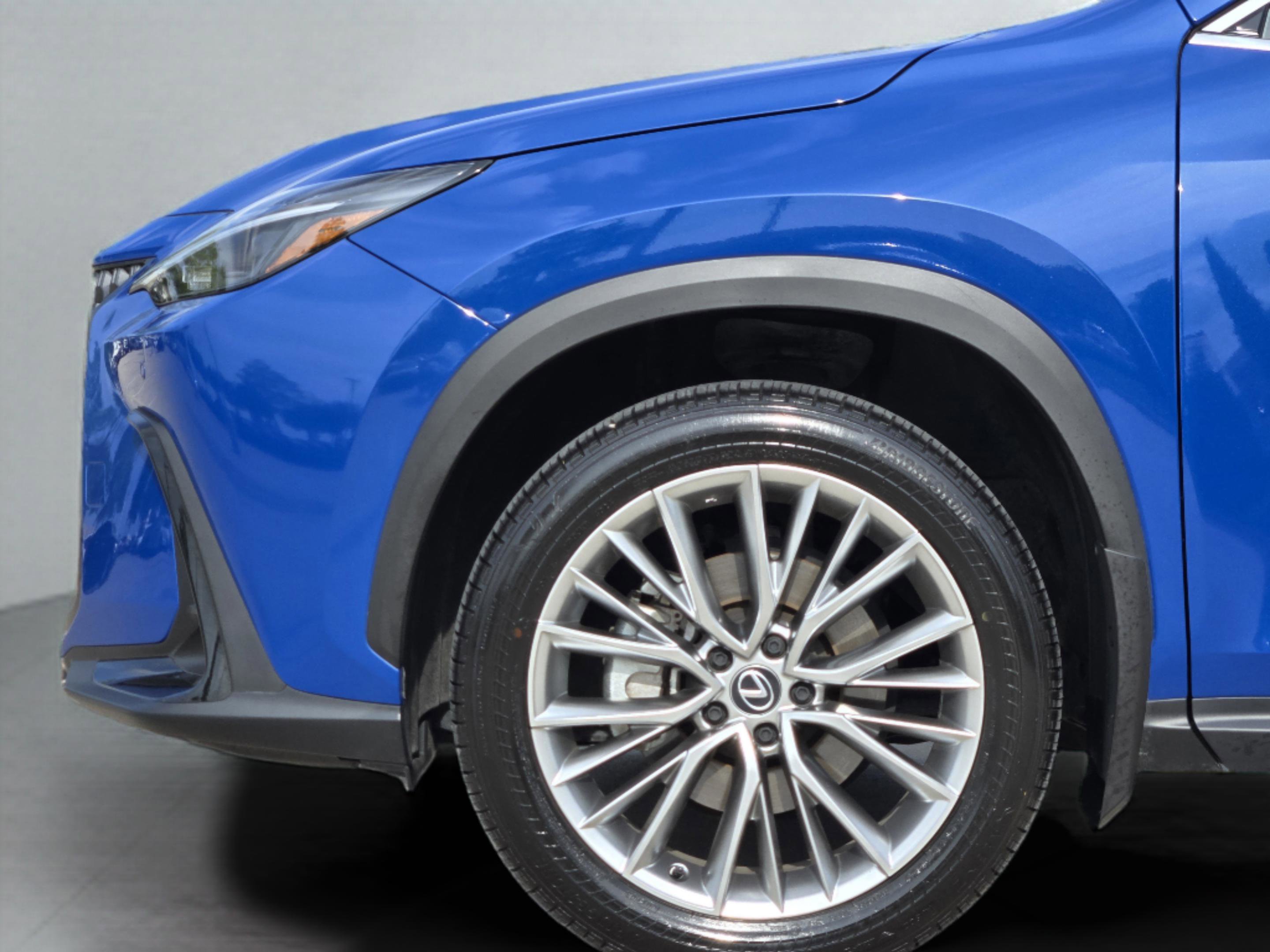 Certified 2025 Lexus NX 350 AWD w/ Cold Area Package image 39