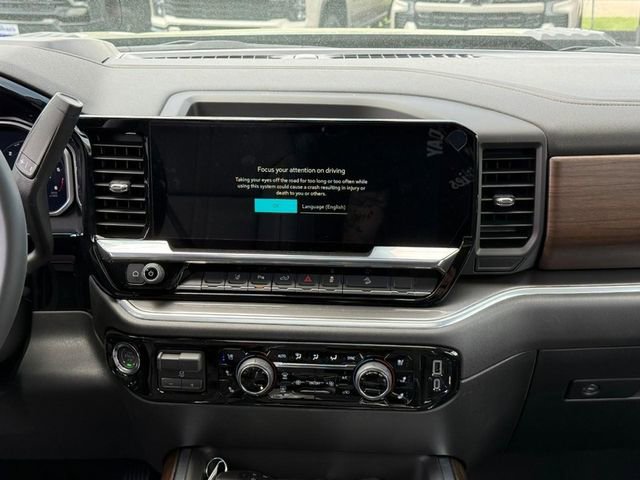 New 2026 Chevrolet Silverado 2500 High Country w/ High Country Premium Package AWD/4WD image 10