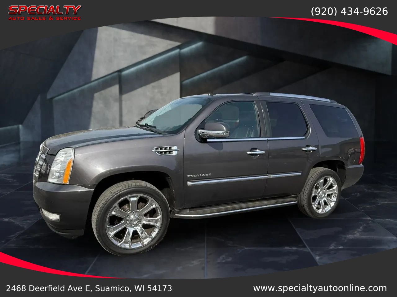 Used 2011 Cadillac Escalade AWD w/ Touring Package image 6