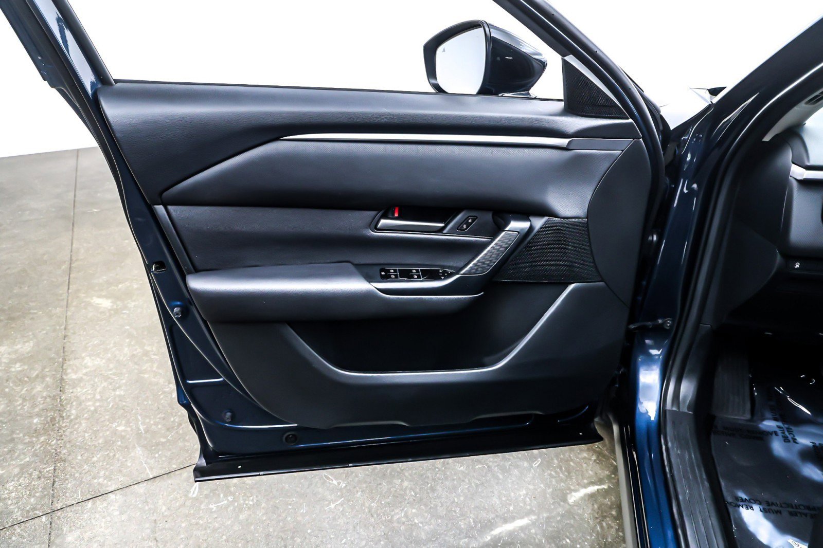 Used 2023 MAZDA CX-50 AWD 2.5 S w/ Select Package image 22