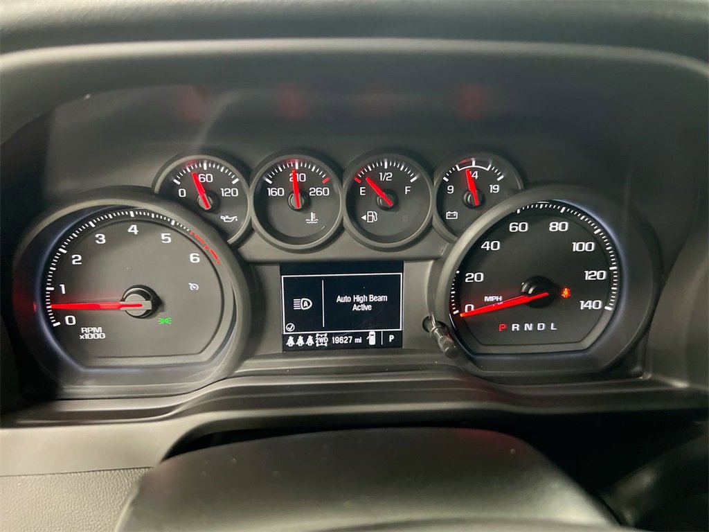 Used 2025 Chevrolet Silverado 2500 Custom w/ Custom Value Package image 11