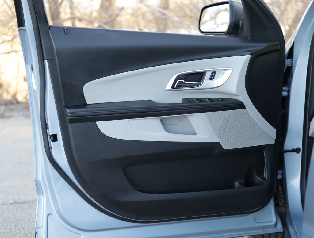 Used 2015 Chevrolet Equinox LS image 19