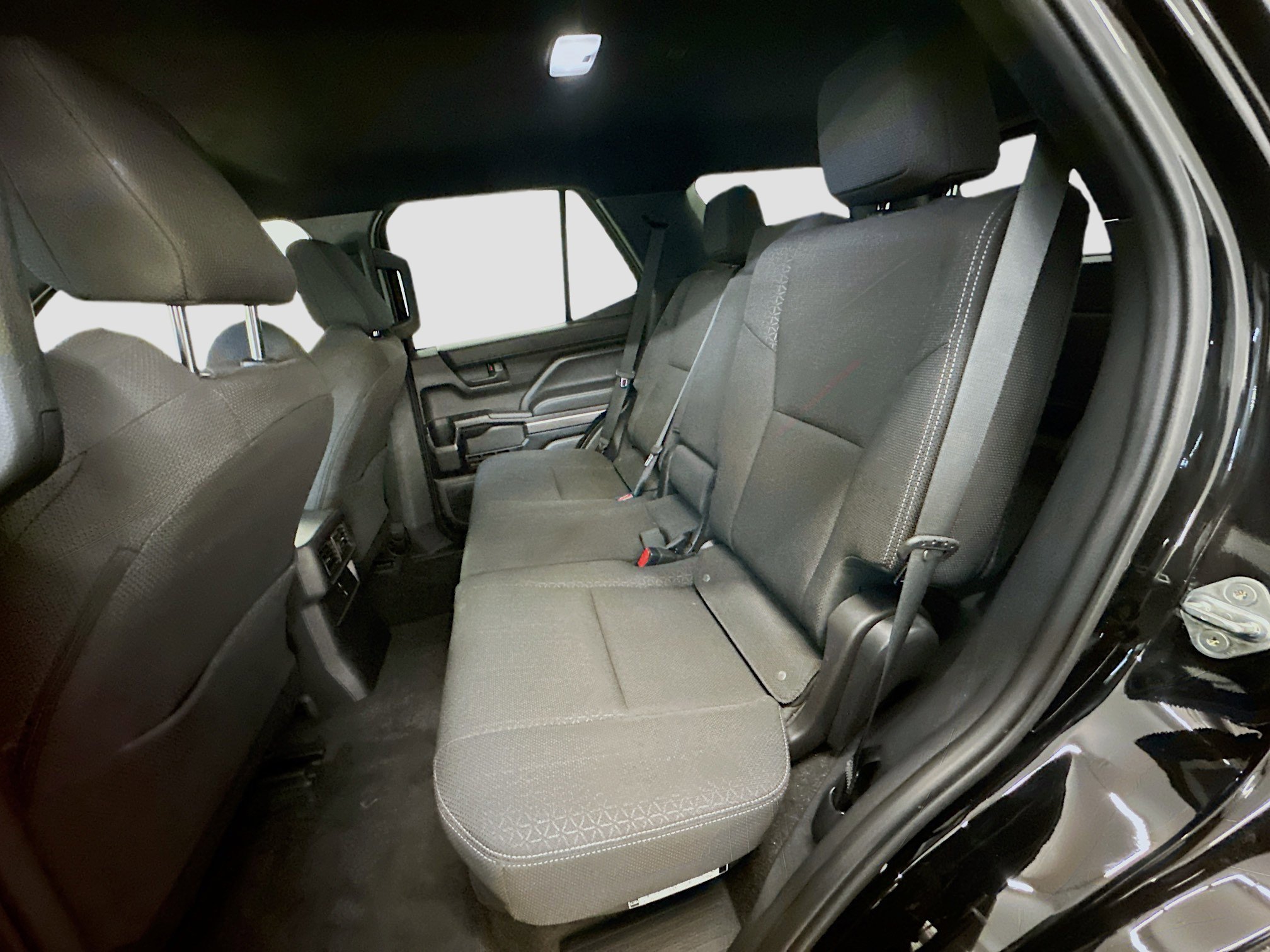 Used 2025 Toyota 4Runner SR5 image 28