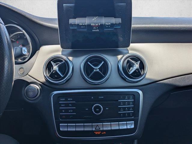 Used 2018 Mercedes-Benz GLA 250 4MATIC image 12