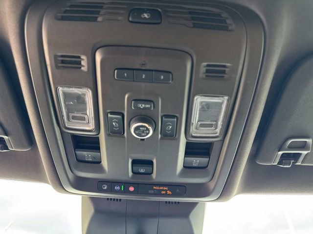 Used 2024 Cadillac Escalade Sport RWD image 25