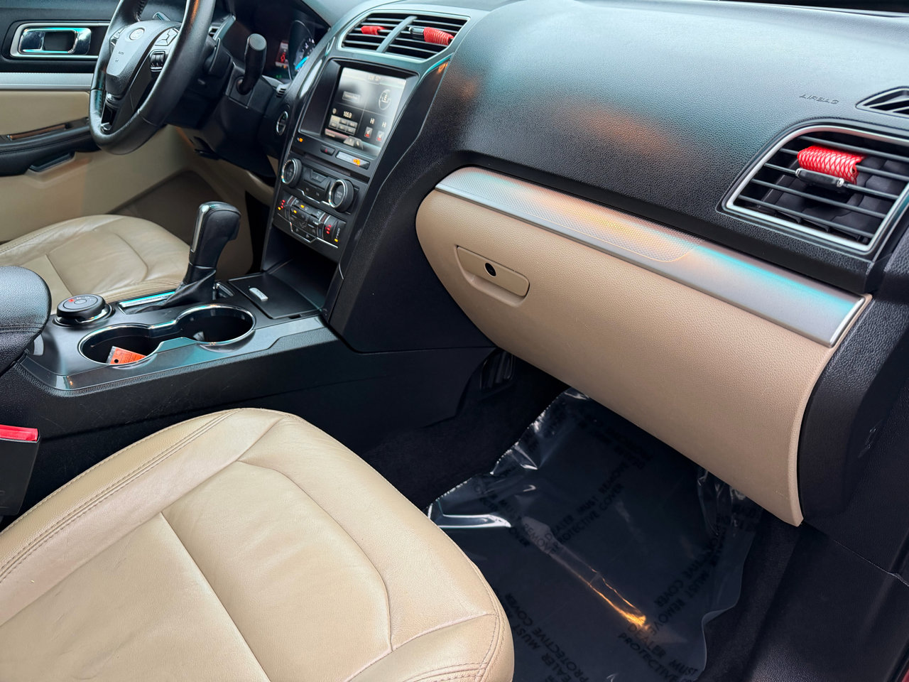 Used 2016 Ford Explorer XLT w/ Equipment Group 202A image 50