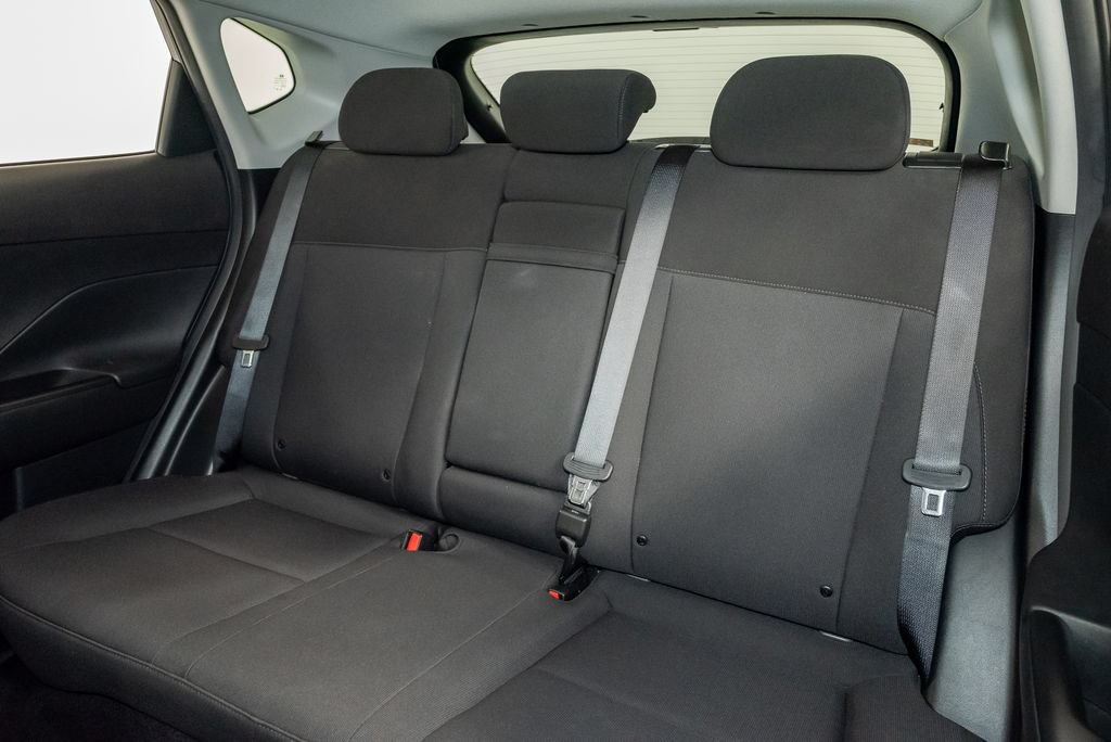 Used 2025 Hyundai Kona SEL FWD image 23