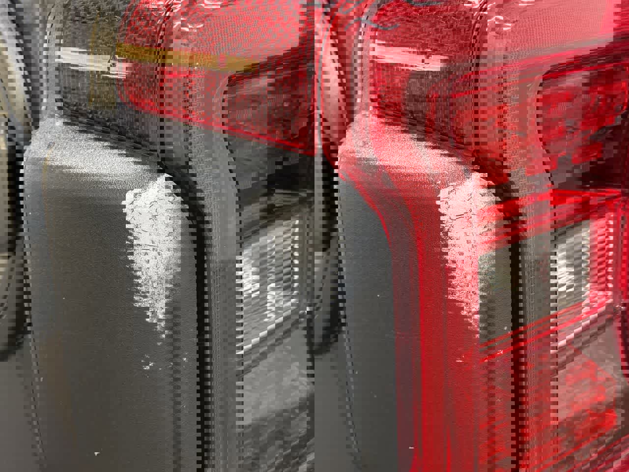 Used 2025 Jeep Wrangler Sahara image 35