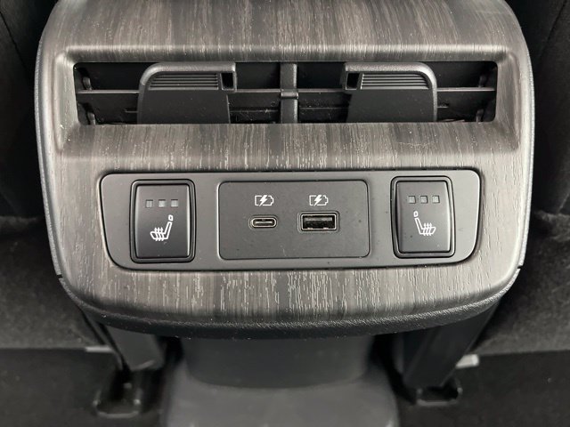 Used 2023 Nissan Ariya FWD image 44