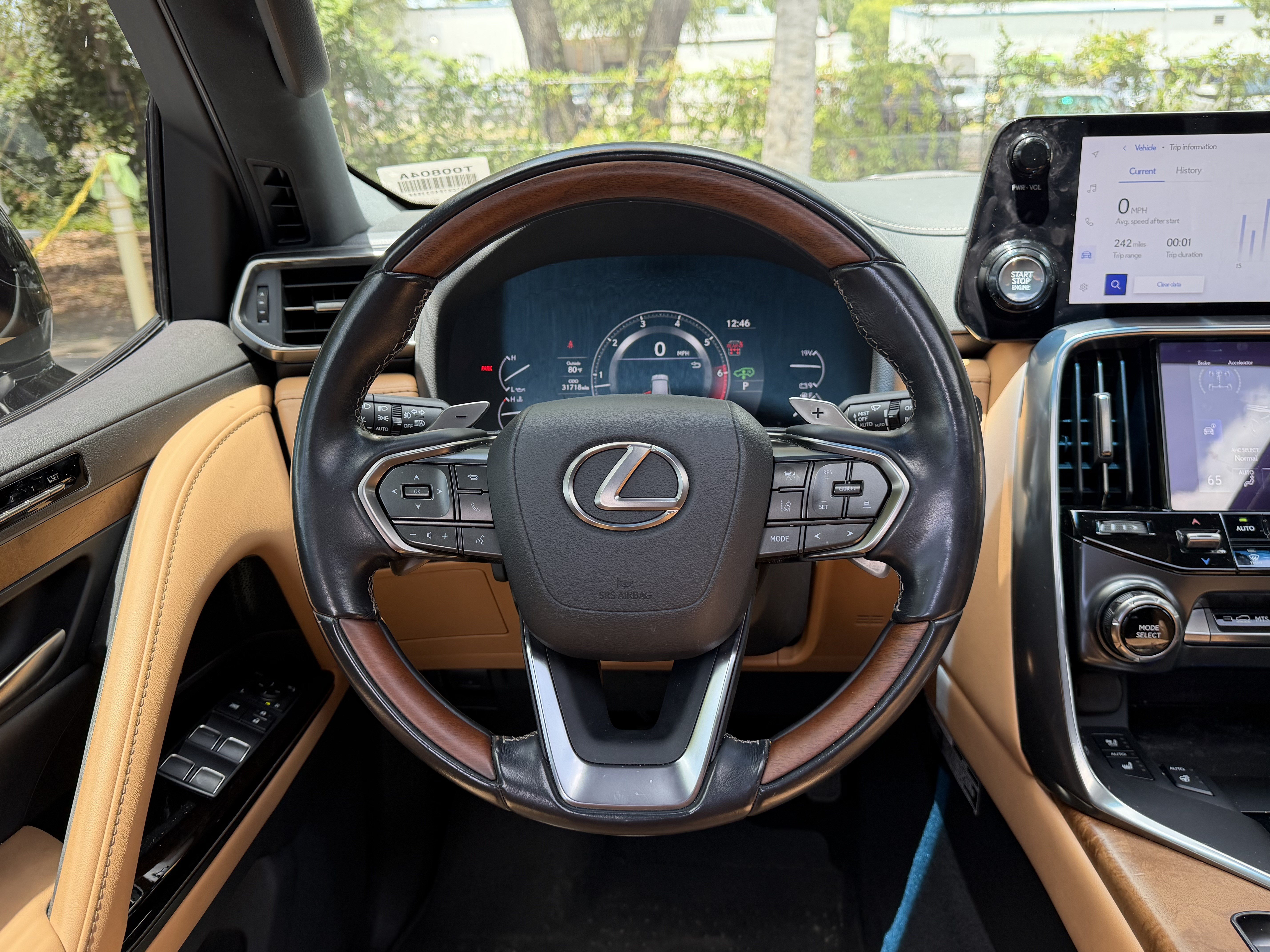 Used 2023 Lexus LX 600 4WD w/ Appearance Package image 34
