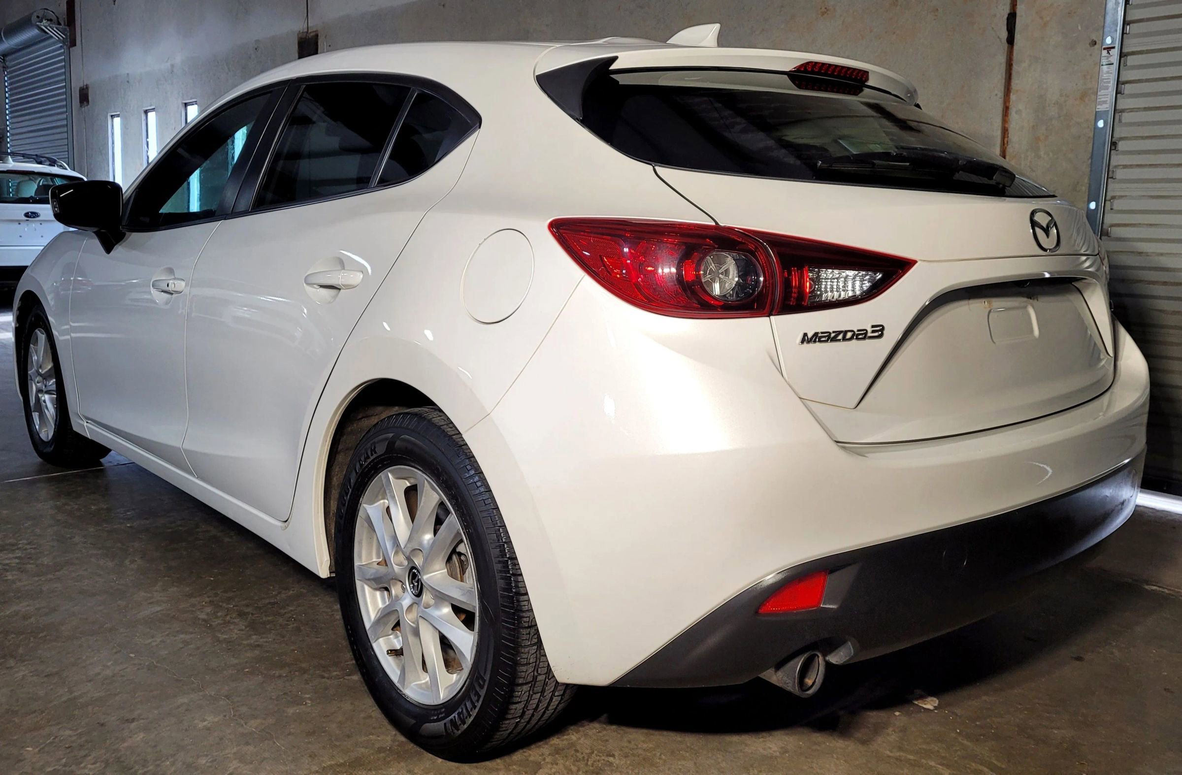 Used 2014 MAZDA MAZDA3 i Grand Touring image 6