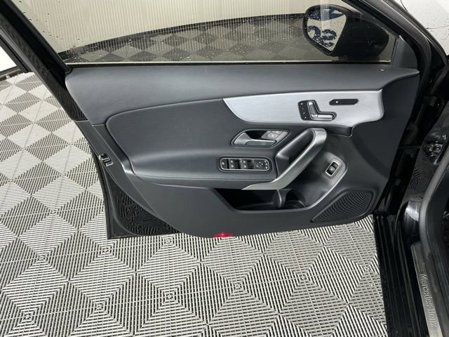 Used 2022 Mercedes-Benz A 220 4MATIC image 8