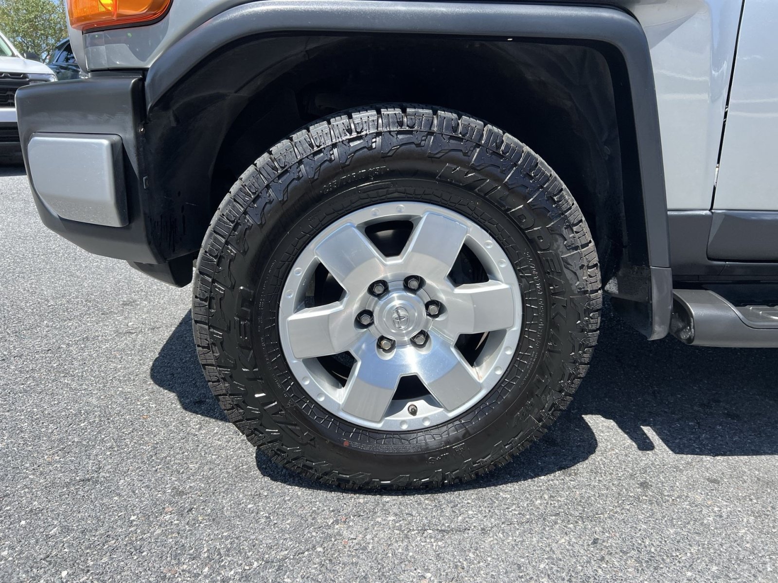 Used 2010 Toyota FJ Cruiser 4WD w/ Upgrade Pkg 2 image 12