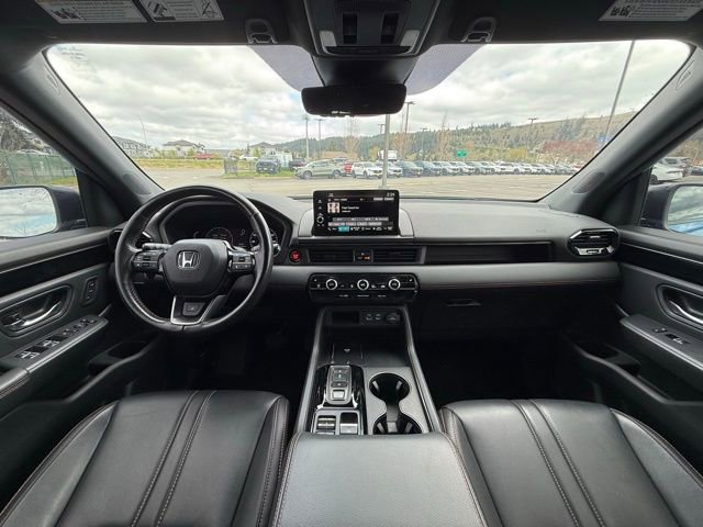 Used 2023 Honda Pilot TrailSport image 8