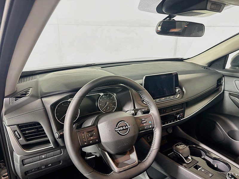 Certified 2026 Nissan Rogue Dark Armor AWD/4WD image 9