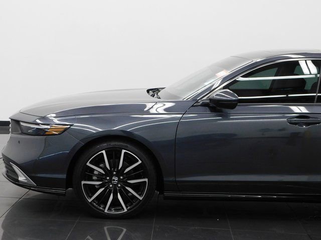 Used 2024 Honda Accord Touring image 17