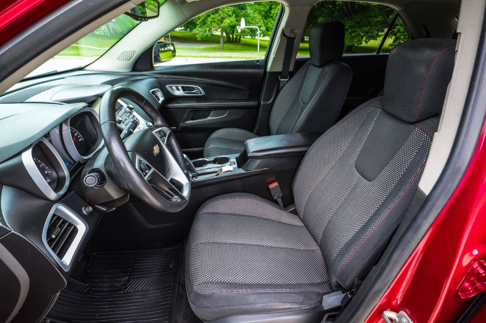 Used 2012 Chevrolet Equinox LT w/ All-Star Package AWD/4WD image 27