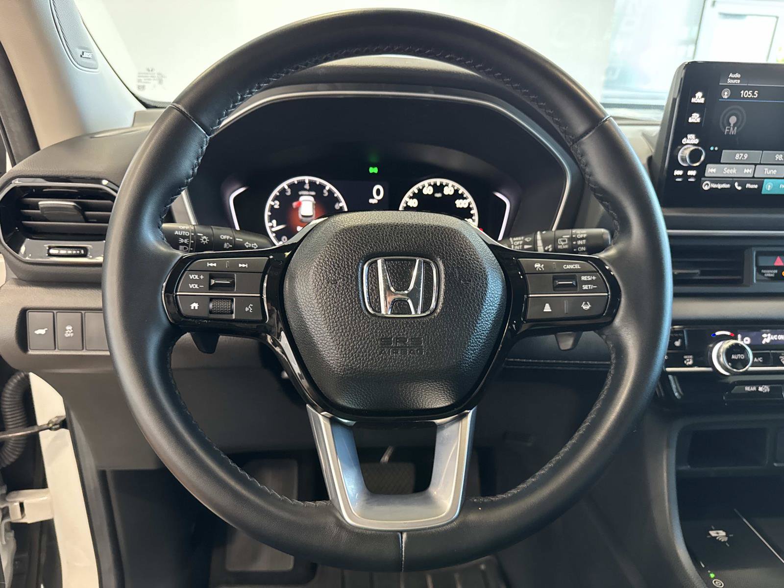 Used 2025 Honda Pilot Touring image 20