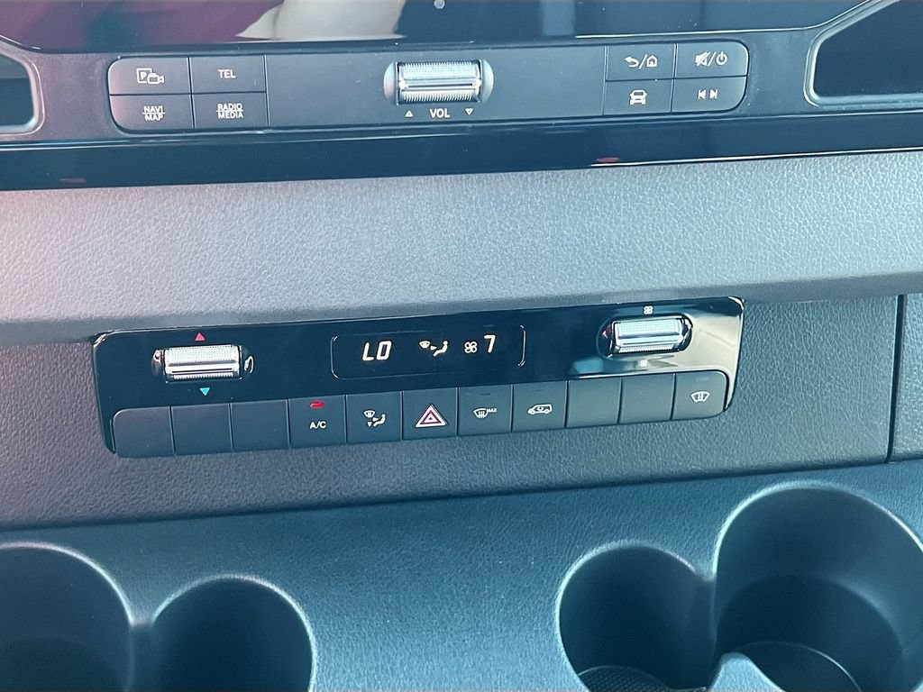 New 2026 Mercedes-Benz Sprinter 2500 image 18