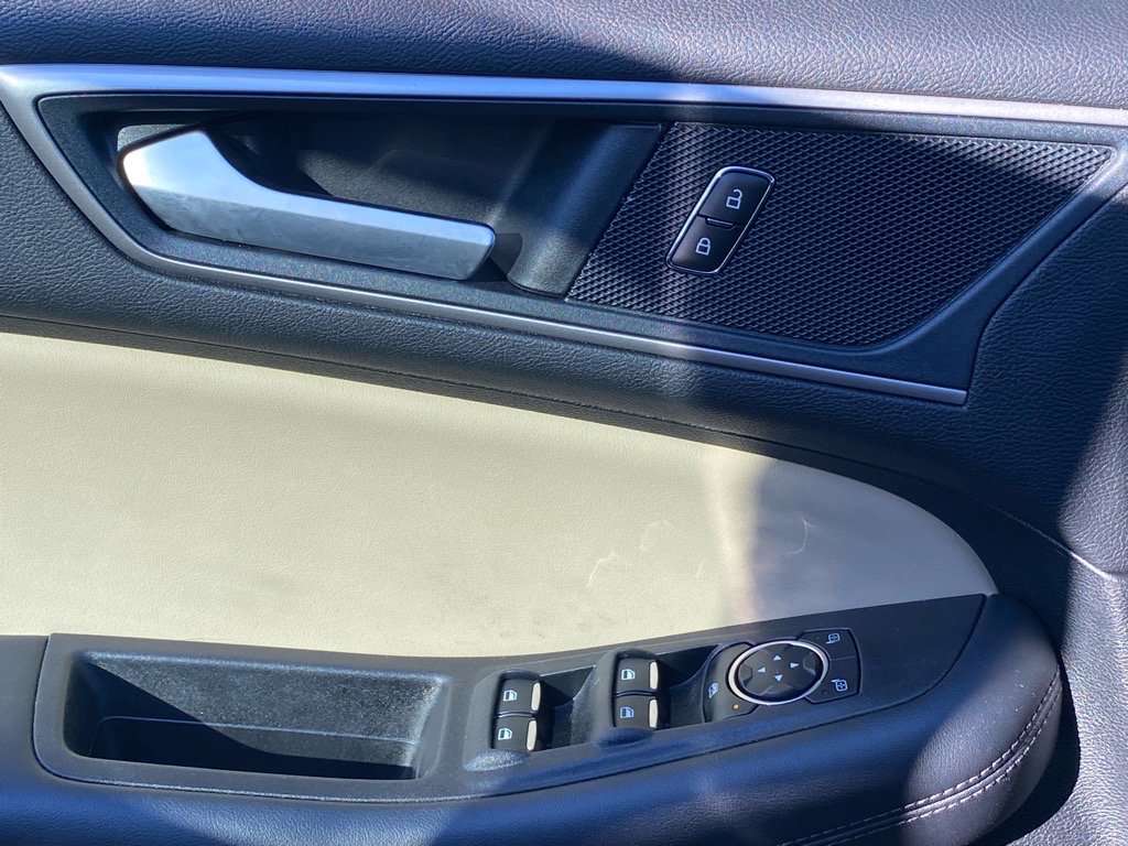 Certified 2024 Ford Edge SEL w/ Convenience Package image 17