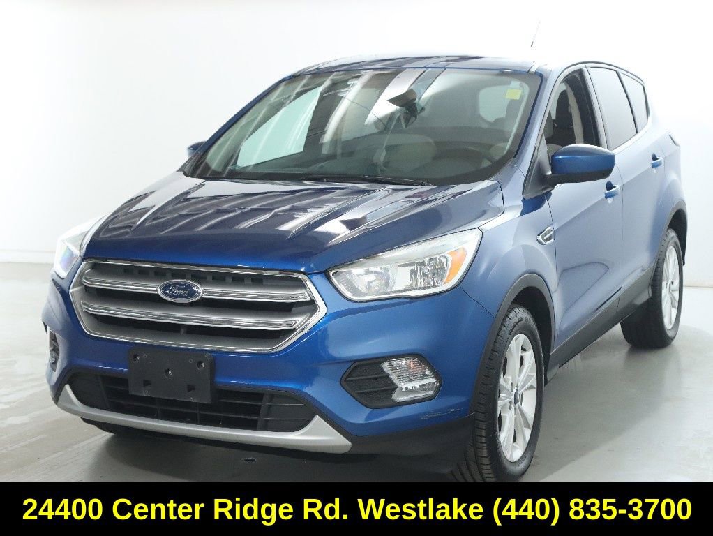 Used 2017 Ford Escape SE image 4