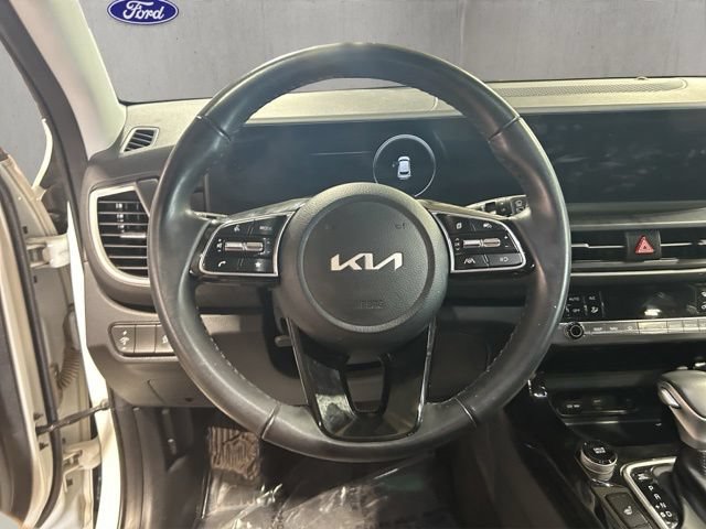 Used 2025 Kia Seltos EX AWD/4WD image 23