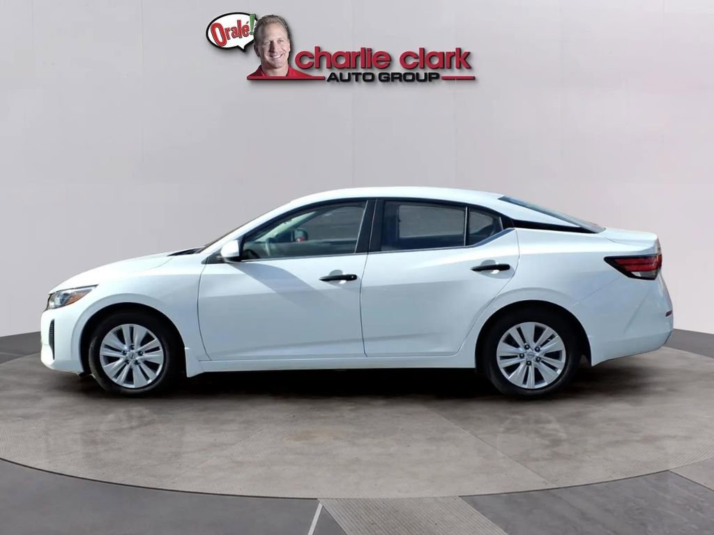 Used 2025 Nissan Sentra S image 2
