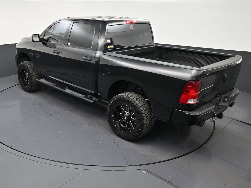 Used 2017 RAM 1500 Express w/ Black Ram 1500 Express Group AWD/4WD image 14