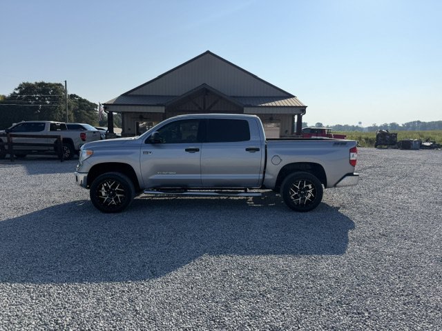 Used 2017 Toyota Tundra SR5 w/ SR5 Upgrade Package RWD image 5