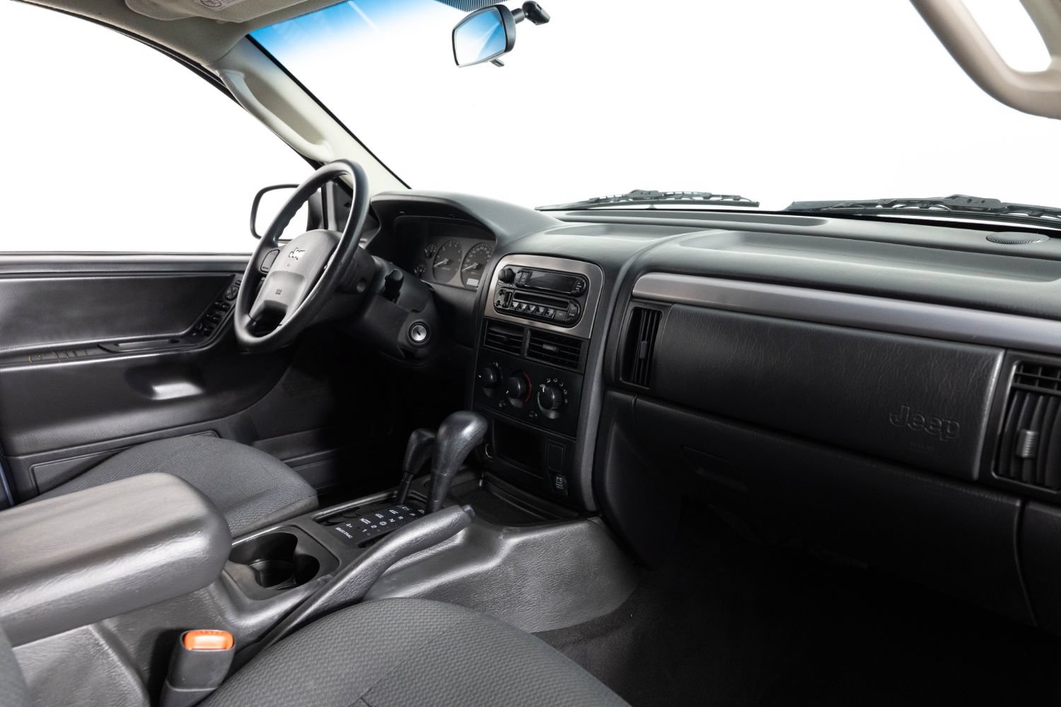 Used 2004 Jeep Grand Cherokee Laredo w/ Convenience Group AWD/4WD image 23