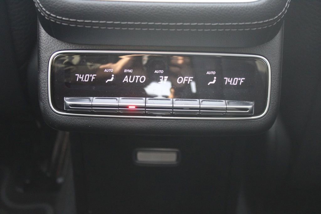 Certified 2025 Mercedes-Benz GLS 580 4MATIC image 38