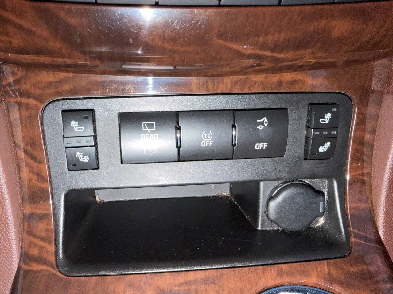 Used 2014 Buick Enclave Leather AWD/4WD image 22