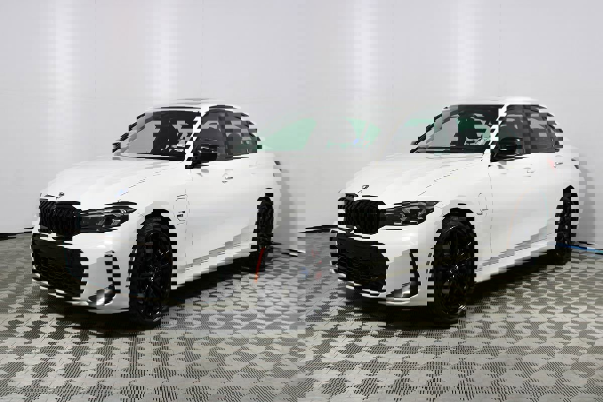 Used 2023 BMW 330e w/ M Sport Package image 36