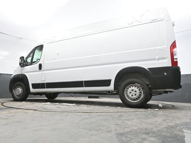 Used 2025 RAM ProMaster 2500 w/ Convenience Group image 33