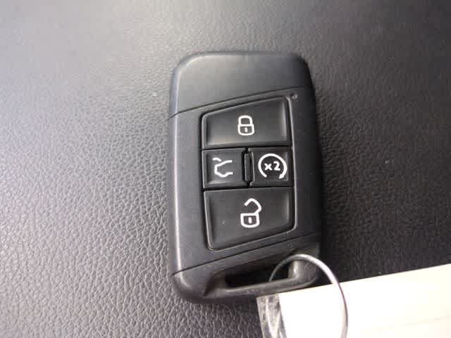 Used 2021 Volkswagen Atlas SE FWD image 35