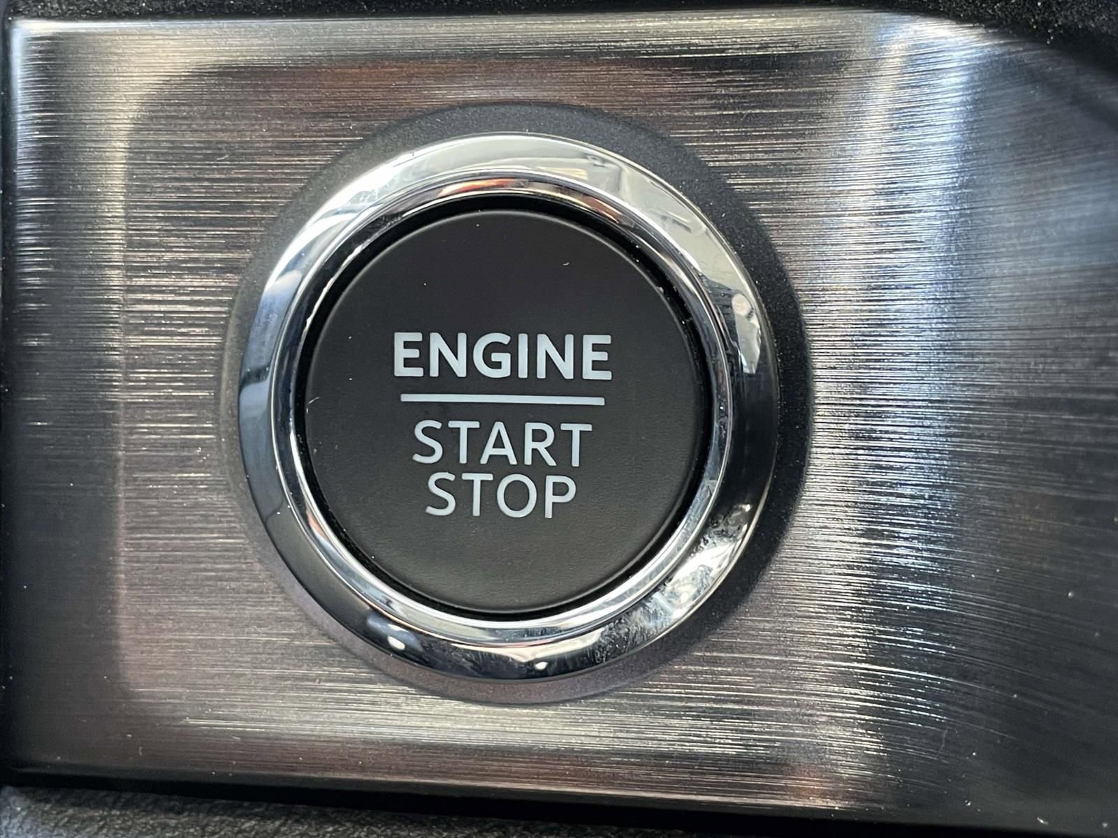 Used 2024 Ford F250 Lariat w/ Sport Appearance Package image 29