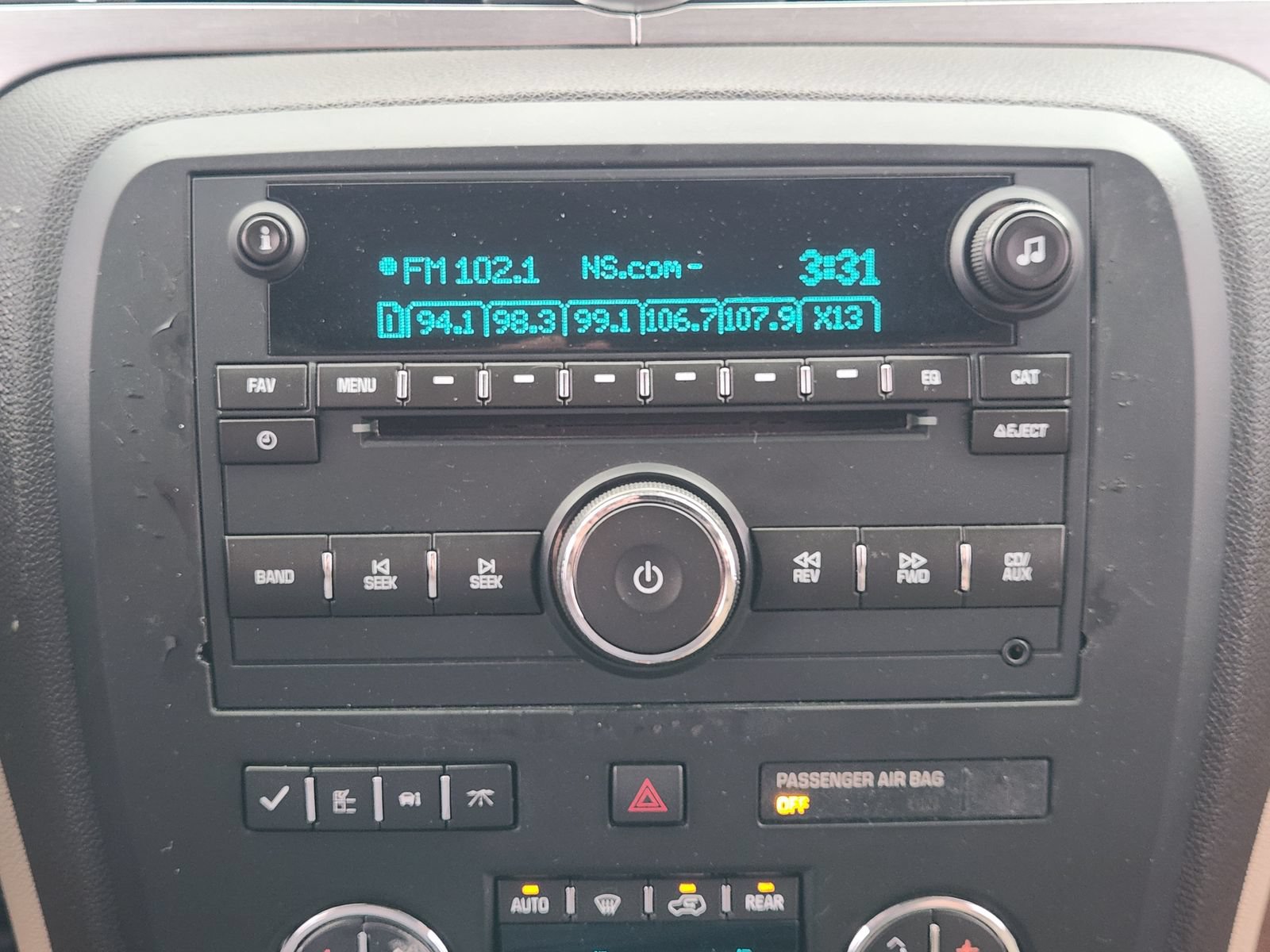 Used 2009 Buick Enclave CXL FWD image 18