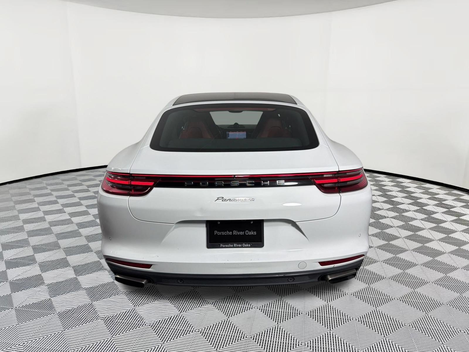 Certified 2019 Porsche Panamera image 10