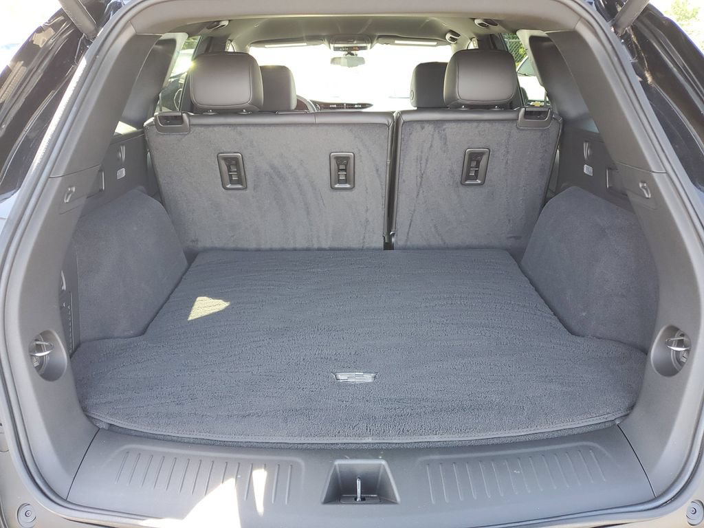 Certified 2024 Cadillac XT5 Luxury w/ LPO, Premium Carpet Package FWD image 26