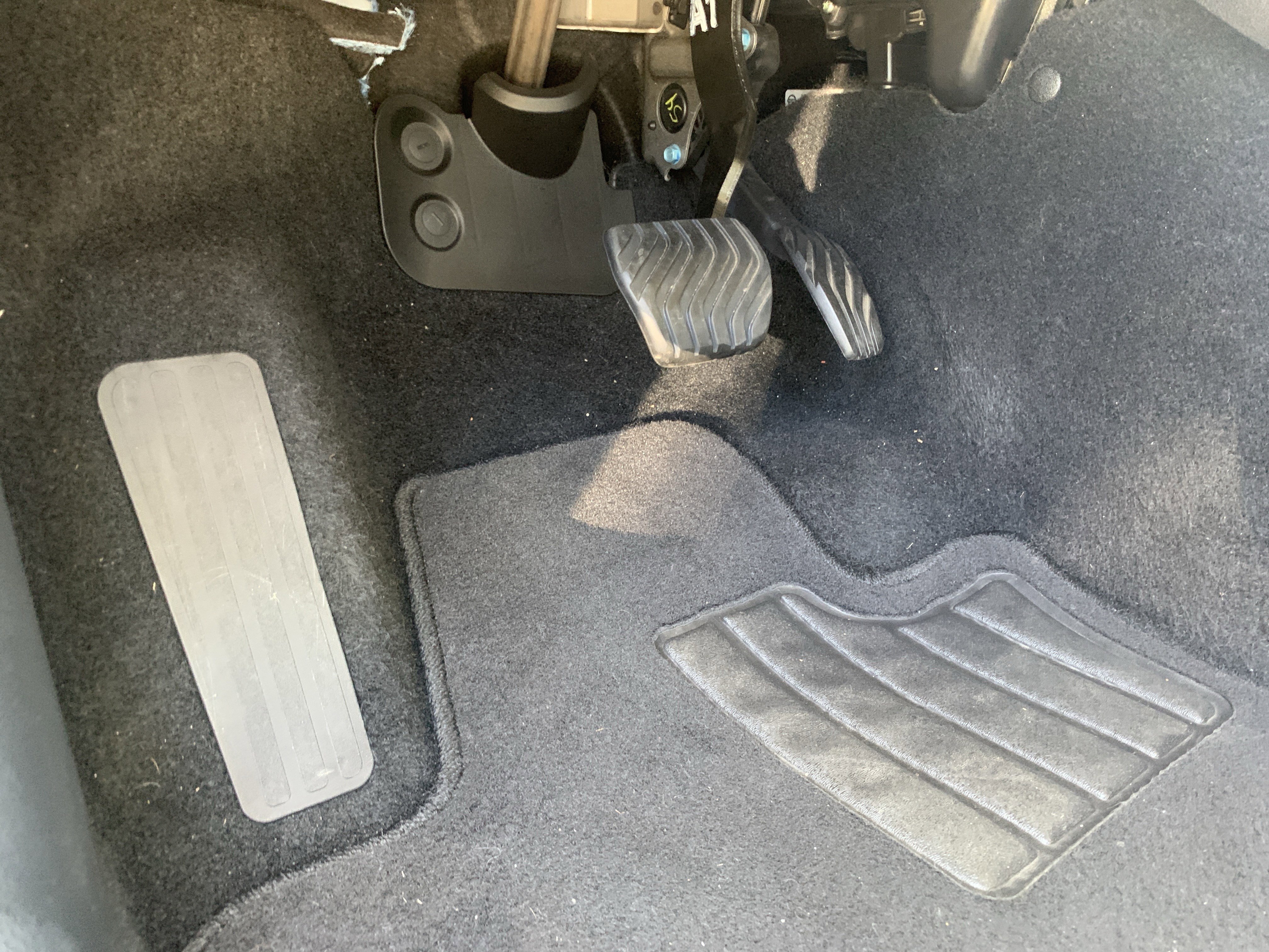 Used 2022 INFINITI QX50 Sensory w/ Cargo Package image 17